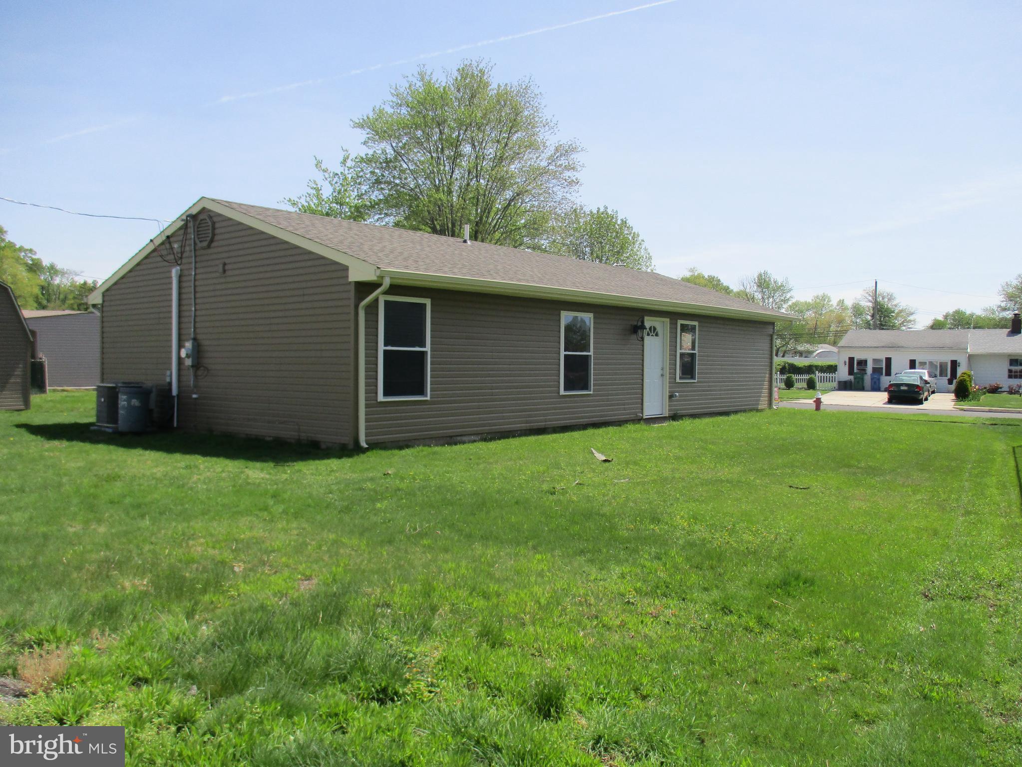 109 Border Rock Road Levittown, PA 19057 - Photo 45 of 51 Gallery Image 45