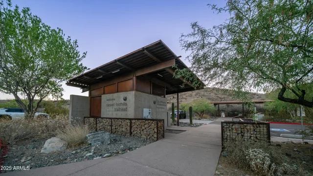 $820,000 | 1123 West Thunderhill Drive, Phoenix, AZ 85045