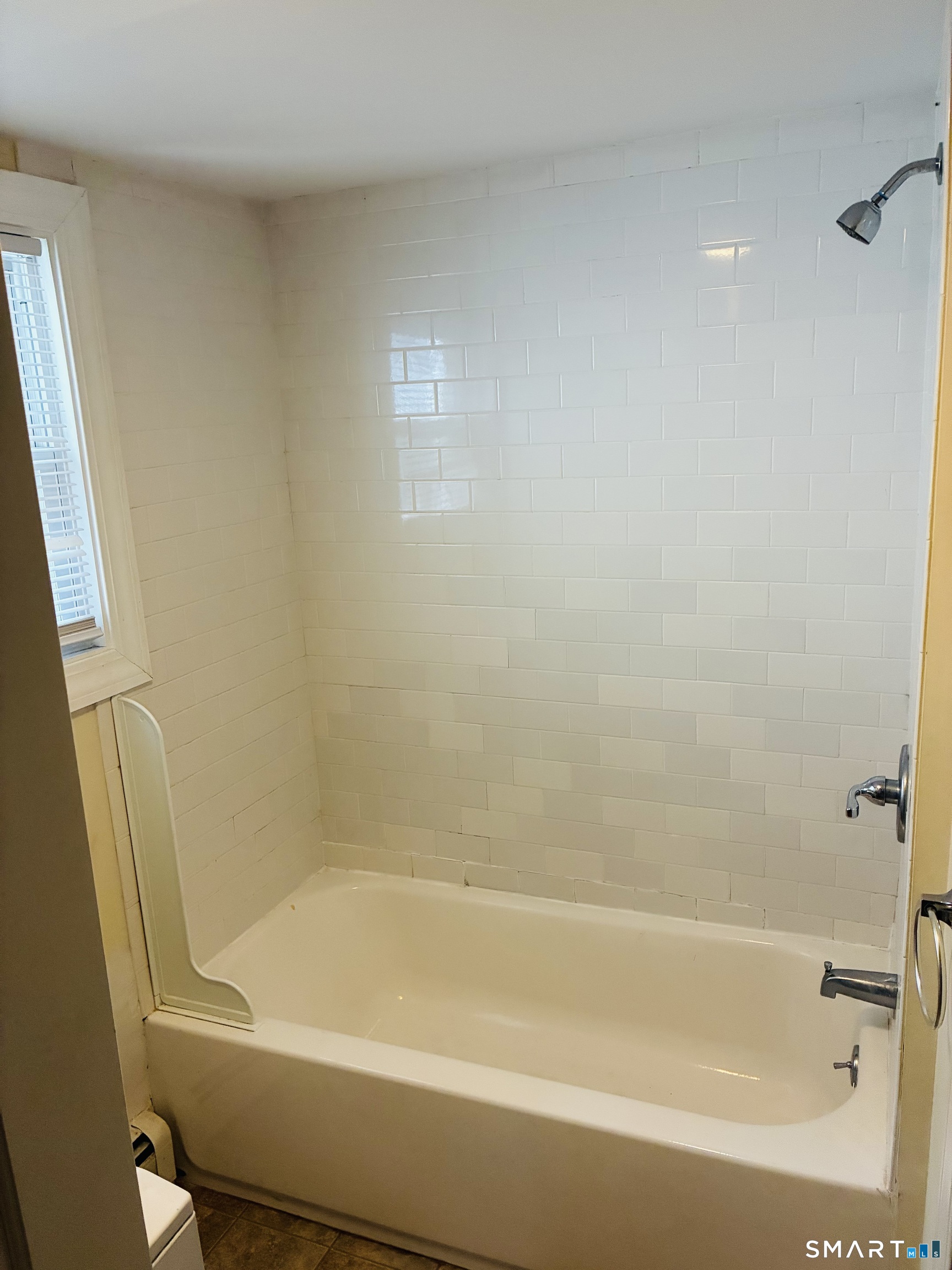 633 Norwich Road Plainfield, CT 06374 - Photo 7 of 18