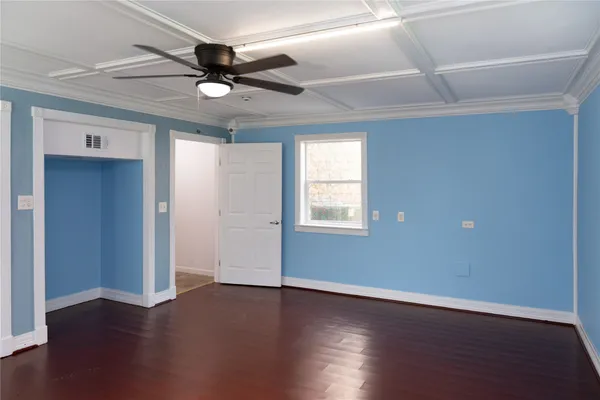 a view of entryway