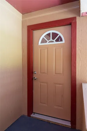 $11,000 | 3245 West Highway 6, Alvin, TX 77511