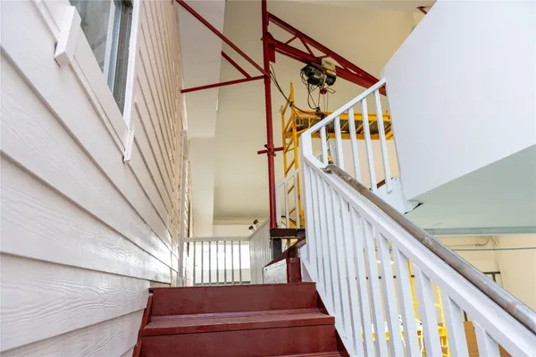 $11,000 | 3245 West Highway 6, Alvin, TX 77511