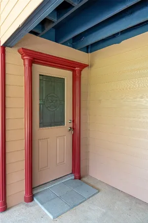 $11,000 | 3245 West Highway 6, Alvin, TX 77511