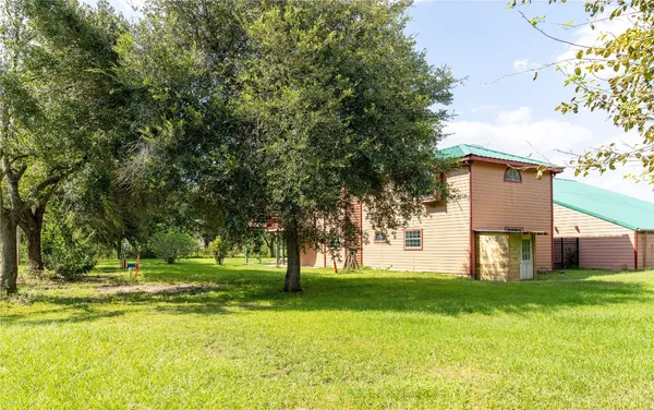 $11,000 | 3245 West Highway 6, Alvin, TX 77511
