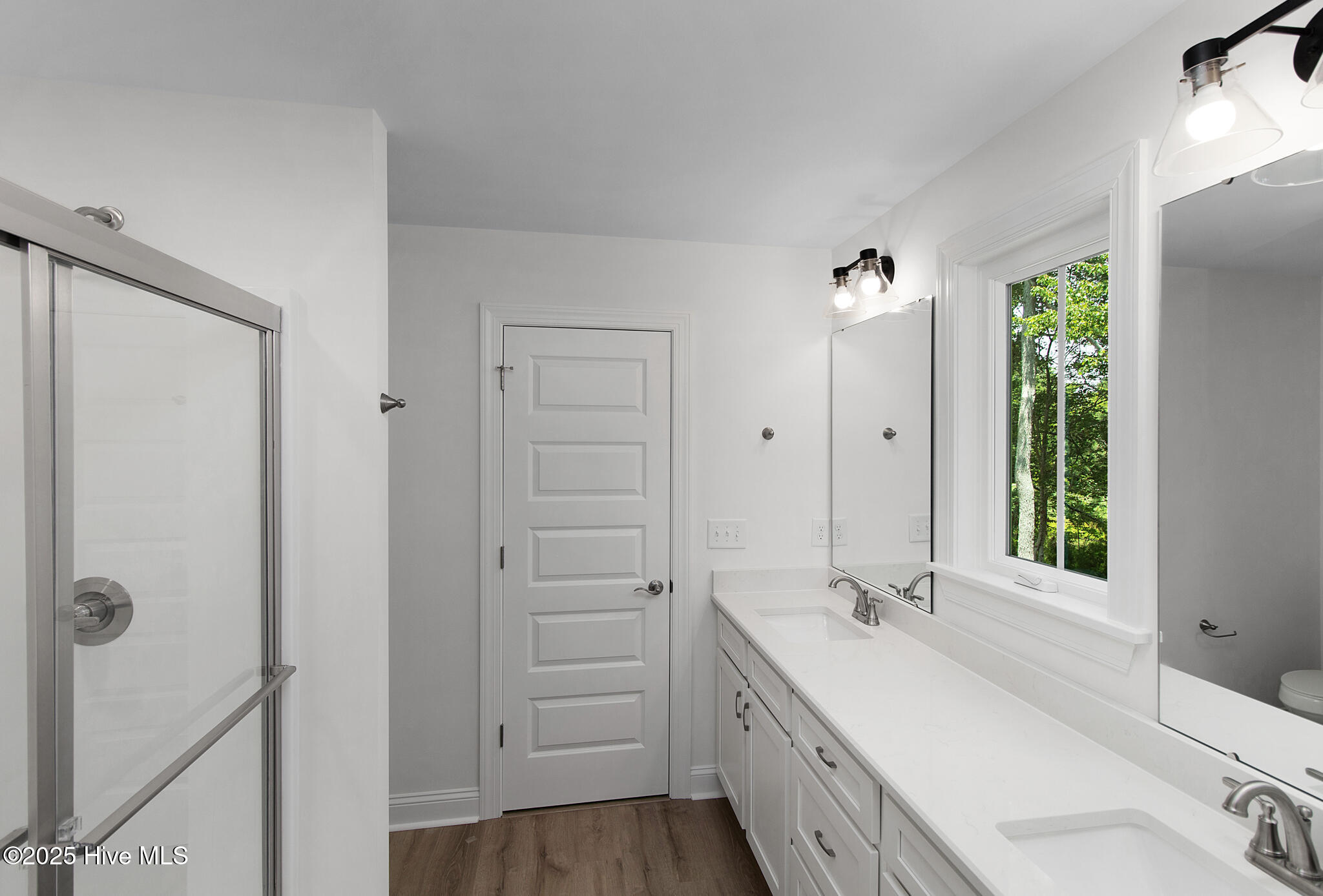 357 McCabe Road Morehead City, NC 28557 - Photo 17 of 30 Primary bedroom suite