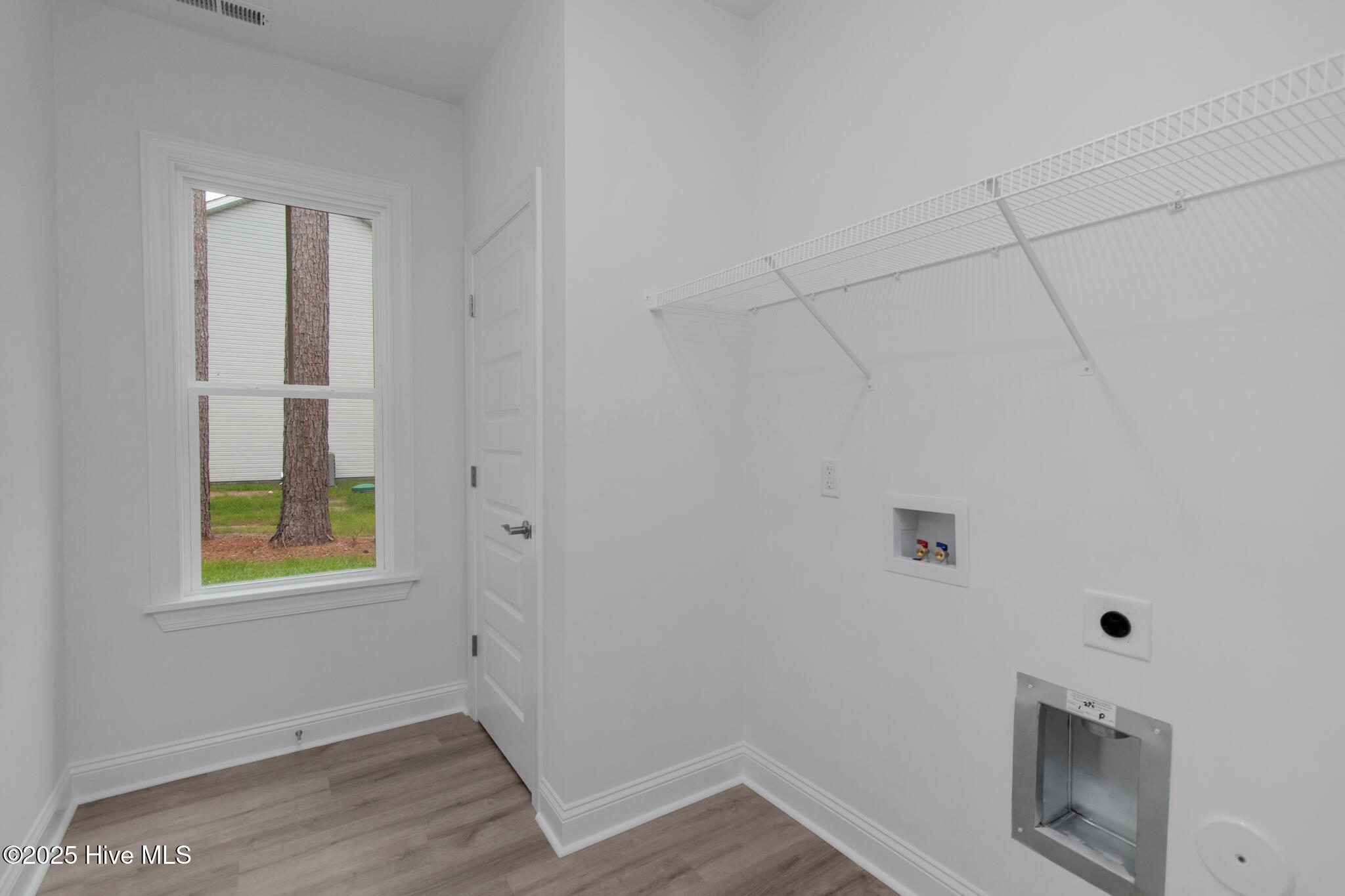 357 McCabe Road Morehead City, NC 28557 - Photo 22 of 30 Laundry