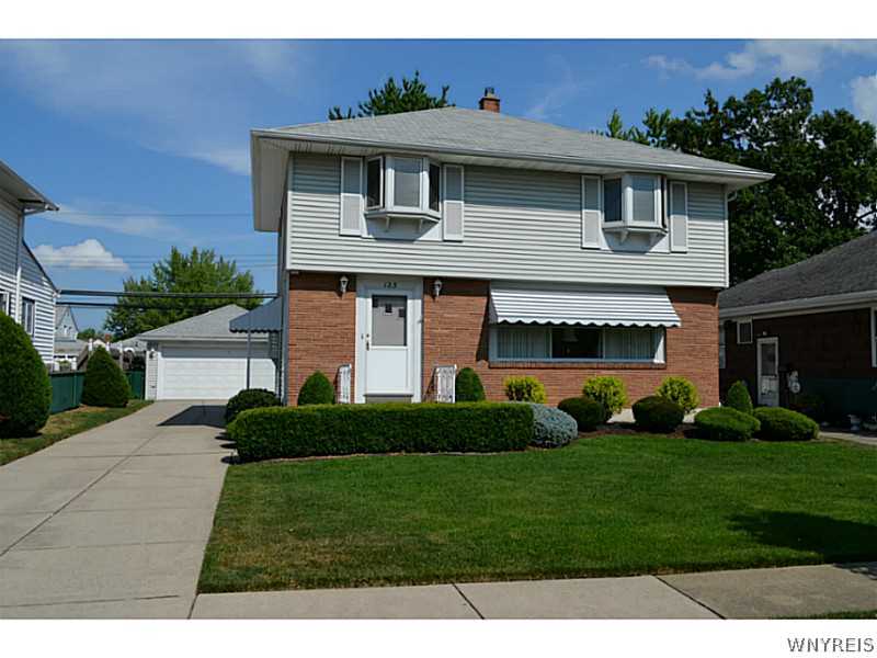 125 Grayton Road Tonawanda, NY 14150 - Photo 1 of 1 Exterior Front. Beautifully maintained landscaping