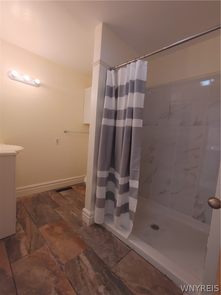 770 Lake Road Porter, NY 14174 - Photo 13 of 20 Gallery Image 13
