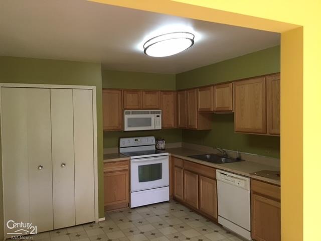 756 Ashley Circle, Unit 90 Rochester, MI 48307 - Photo 11 of 24