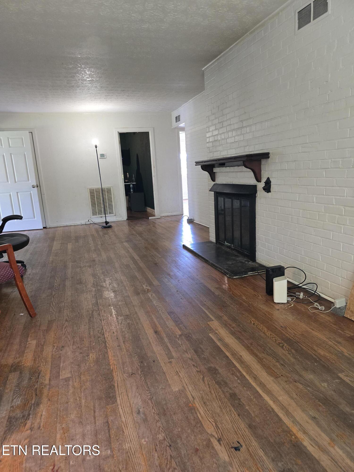 205 East Tennessee Avenue Oak Ridge, TN 37830 - Photo 8 of 20 1000060580