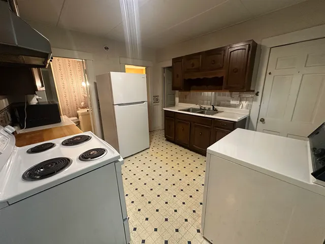 $310,000 | 78-80 Central Street, Brattleboro, VT 05301