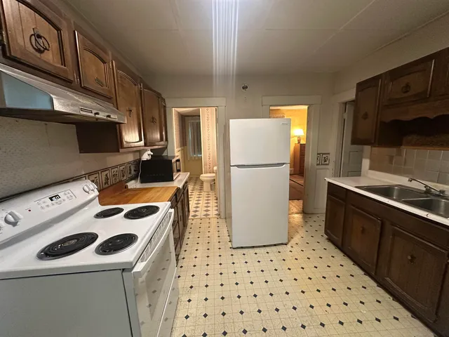 $310,000 | 78-80 Central Street, Brattleboro, VT 05301