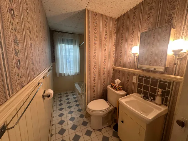 $310,000 | 78-80 Central Street, Brattleboro, VT 05301