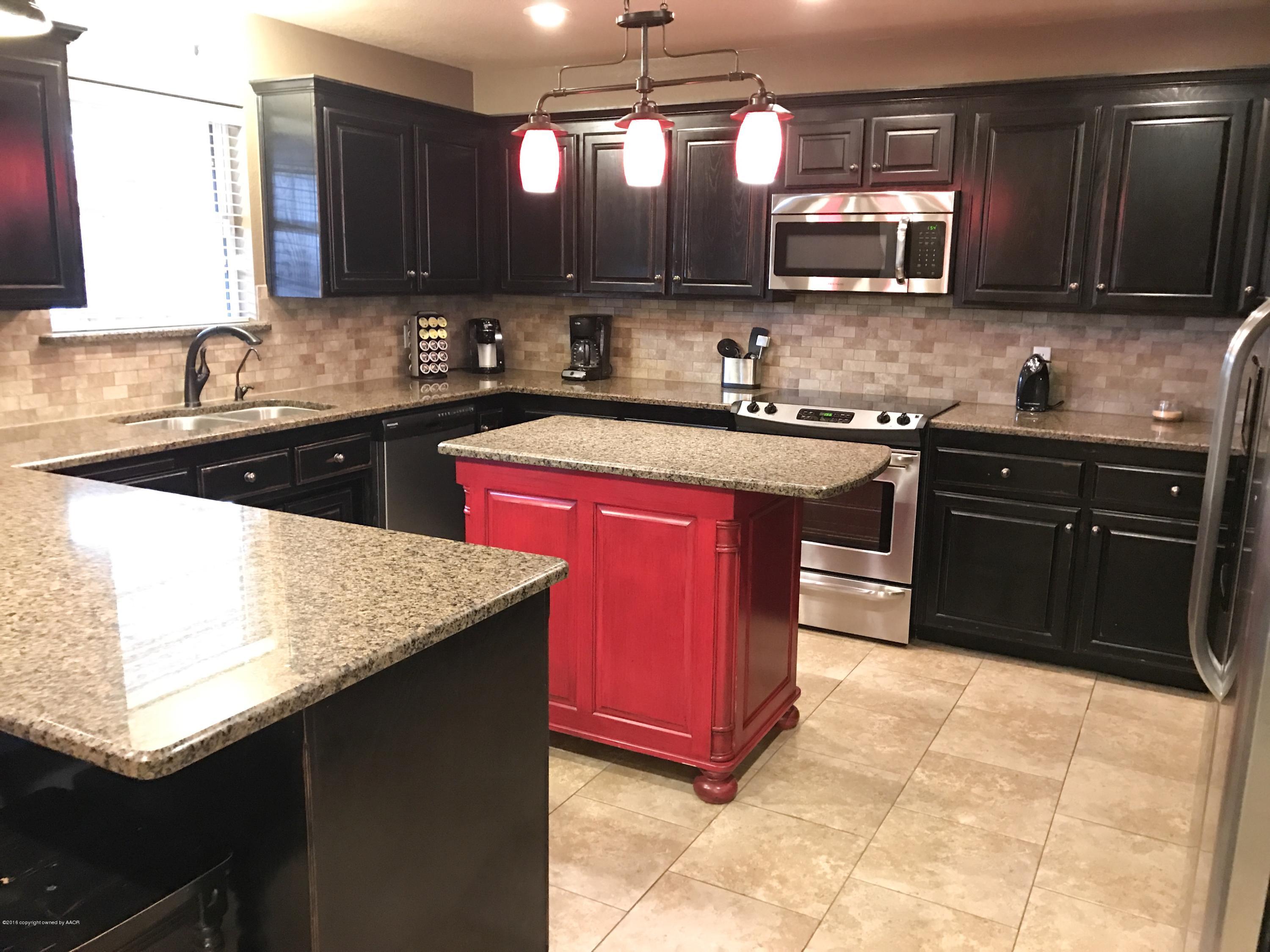 8122 Sheldon Road Amarillo, TX 79119 - Photo 12 of 30 Kitchen