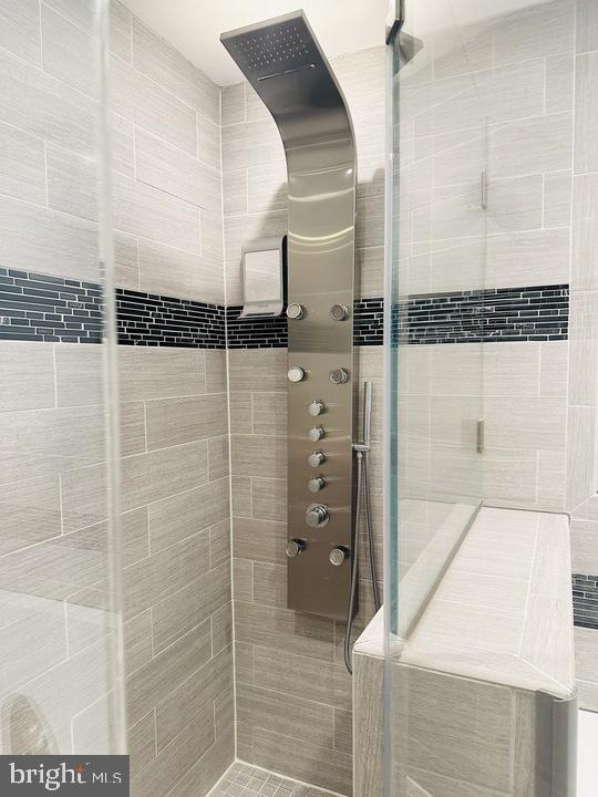 1117 Harvard Street Northwest, Unit R Washington, DC 20009 - Photo 35 of 39