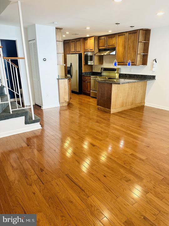 1117 Harvard Street Northwest, Unit R Washington, DC 20009 - Photo 4 of 39