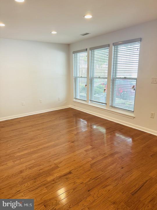 1117 Harvard Street Northwest, Unit R Washington, DC 20009 - Photo 7 of 39