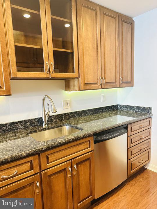 1117 Harvard Street Northwest, Unit R Washington, DC 20009 - Photo 8 of 39