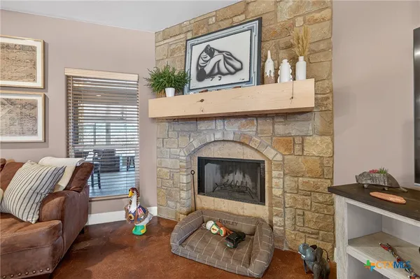 $449,900 | 2068 Pirtle Drive, Salado, TX 76571