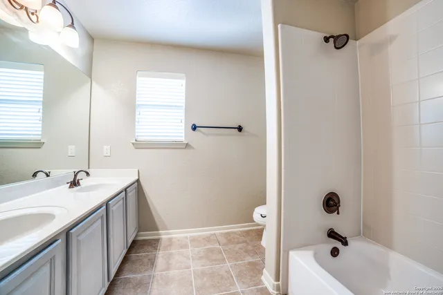 $2,450 | 9718 Wind Gate Parkway, San Antonio, TX 78254