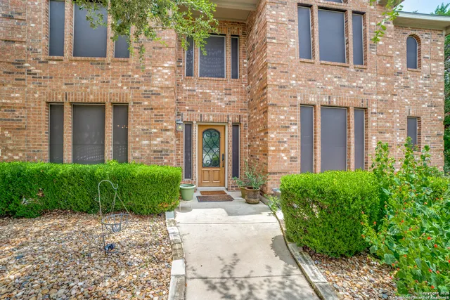 $2,450 | 9718 Wind Gate Parkway, San Antonio, TX 78254
