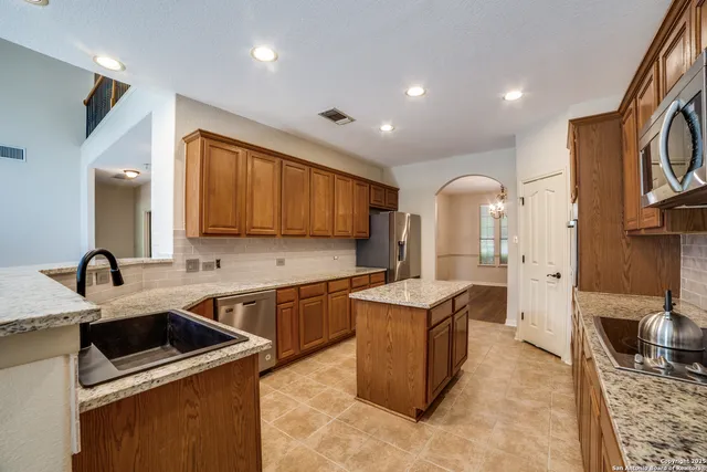 $2,450 | 9718 Wind Gate Parkway, San Antonio, TX 78254