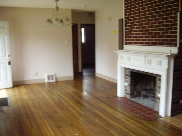 3375 Fisher Road Columbus, OH 43204 - Photo 5 of 6 Gallery Image 5