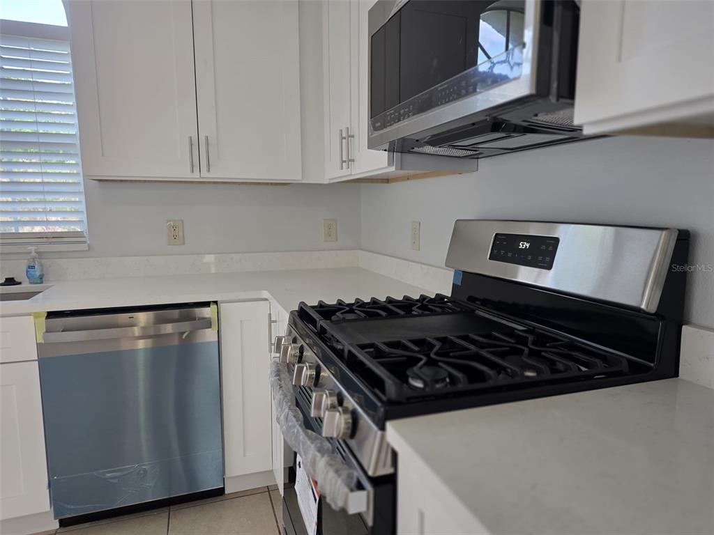 135 South Roma Way Kissimmee, FL 34746 - Photo 10 of 14