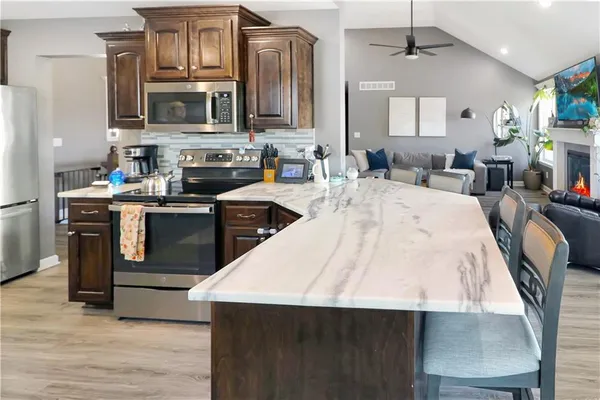 $344,900 | 1221 Cherry Street, Warrensburg, MO 64093