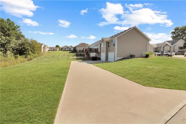 $344,900 | 1221 Cherry Street, Warrensburg, MO 64093