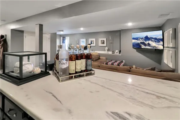 $344,900 | 1221 Cherry Street, Warrensburg, MO 64093