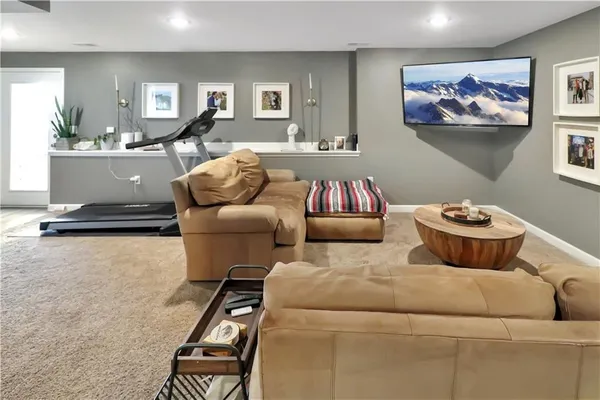 $344,900 | 1221 Cherry Street, Warrensburg, MO 64093