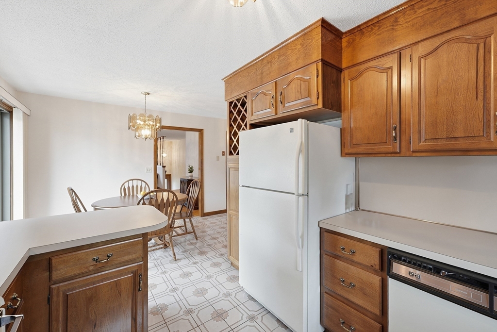 10 Bramucci Street Ludlow, MA 01056 - Photo 14 of 42