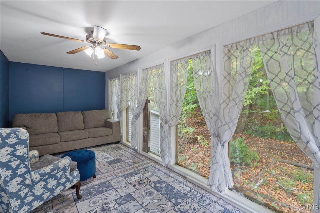 48 Evans Road Schroeppel, NY 13132 - Photo 12 of 35