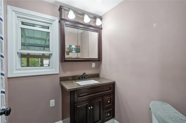 $229,000 | 48 Evans Road, Schroeppel, NY 13132