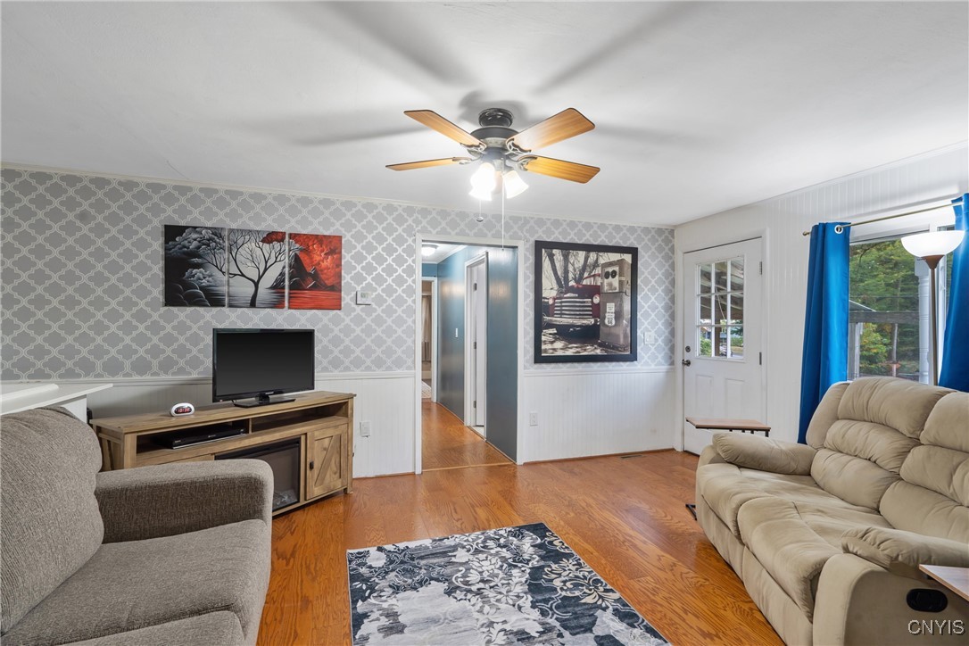 48 Evans Road Schroeppel, NY 13132 - Photo 3 of 35