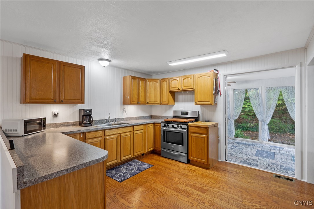 48 Evans Road Schroeppel, NY 13132 - Photo 9 of 35