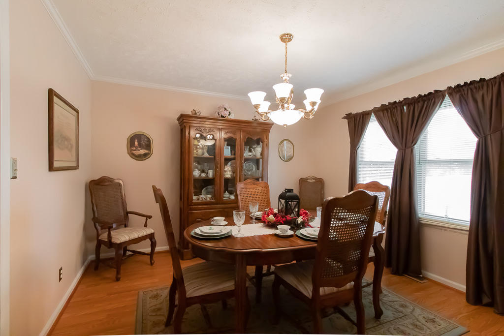 156 Lakeview Trail Rockingham, NC 28379 - Photo 3 of 28 Dining Room