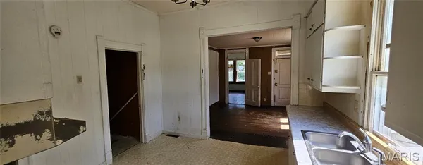 $49,900 | 718 2nd Street West, Scott City, MO 63780