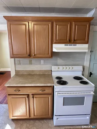 $2,000 | 24-26 Dean Avenue, Unit 26, East Windsor, CT 06088