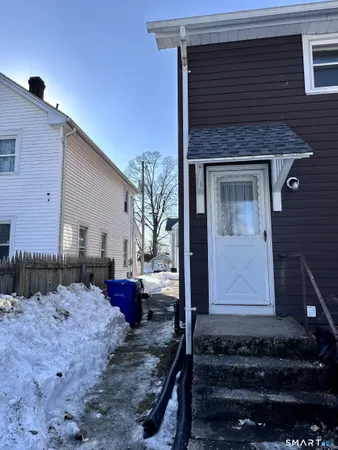 $2,000 | 24-26 Dean Avenue, Unit 26, East Windsor, CT 06088