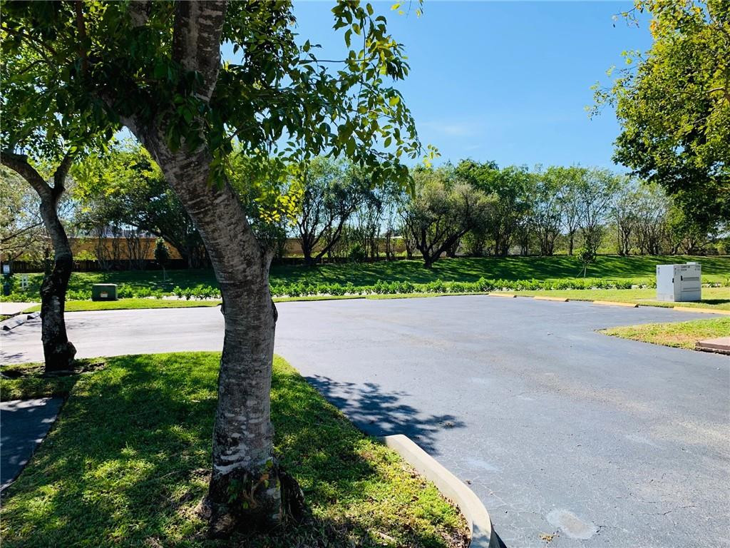 10006 Winding Lake Road, Unit 103 Sunrise, FL 33351 - Photo 12 of 14 Photo 12