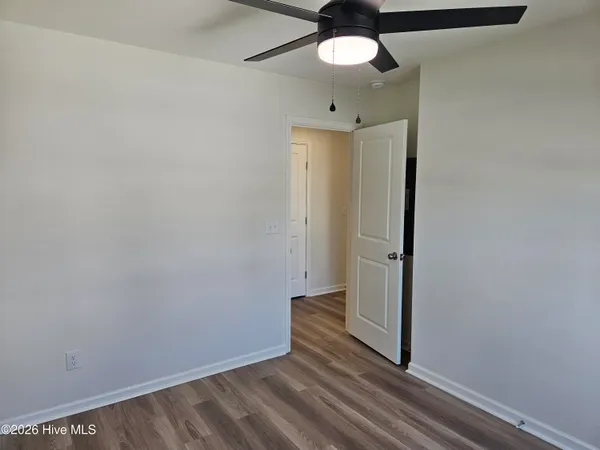 $1,975 | 91 Cobbler Way, Unit 40, Hampstead, NC 28443