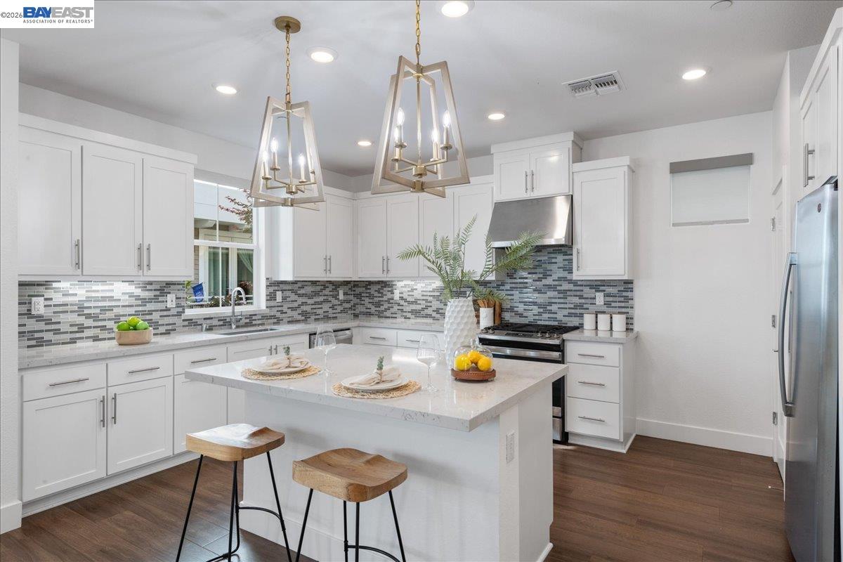 37408 Watersail Way Newark, CA 94560 - Photo 4 of 31