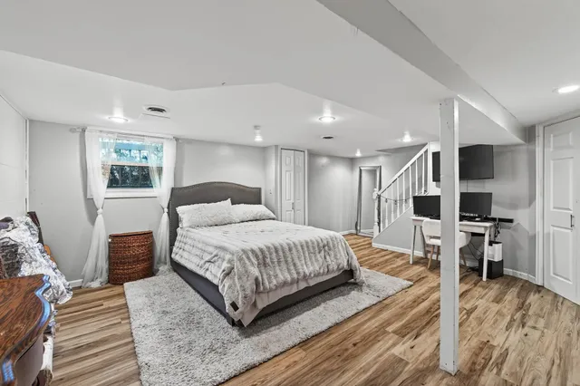 $279,999 | 3115 Kyle Avenue North, Golden Valley, MN 55422