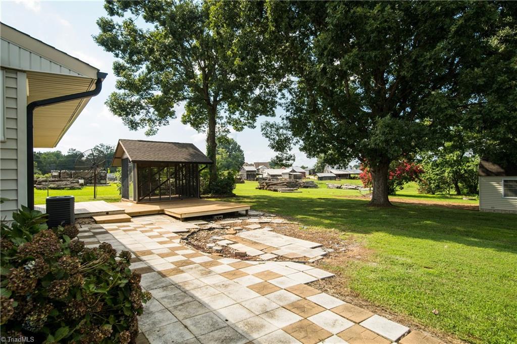 1507 Bunker Hill Sandy Ridge Road Kernersville, NC 27284 - Photo 20 of 26 Gallery Image 20