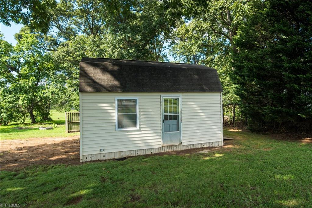 1507 Bunker Hill Sandy Ridge Road Kernersville, NC 27284 - Photo 22 of 26 Gallery Image 22