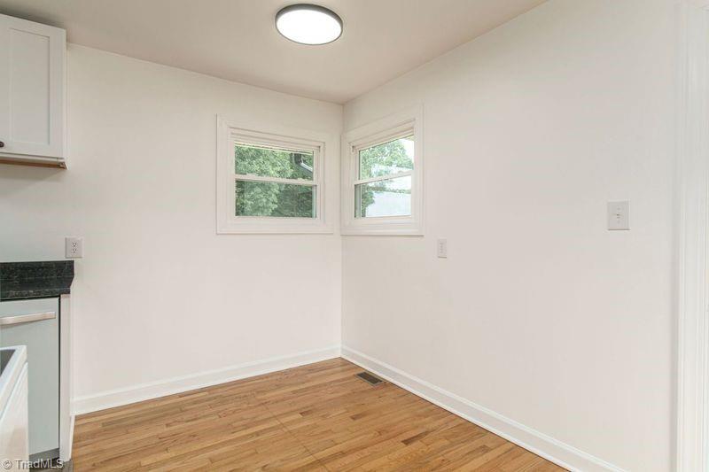 1507 Bunker Hill Sandy Ridge Road Kernersville, NC 27284 - Photo 6 of 26 Gallery Image 6