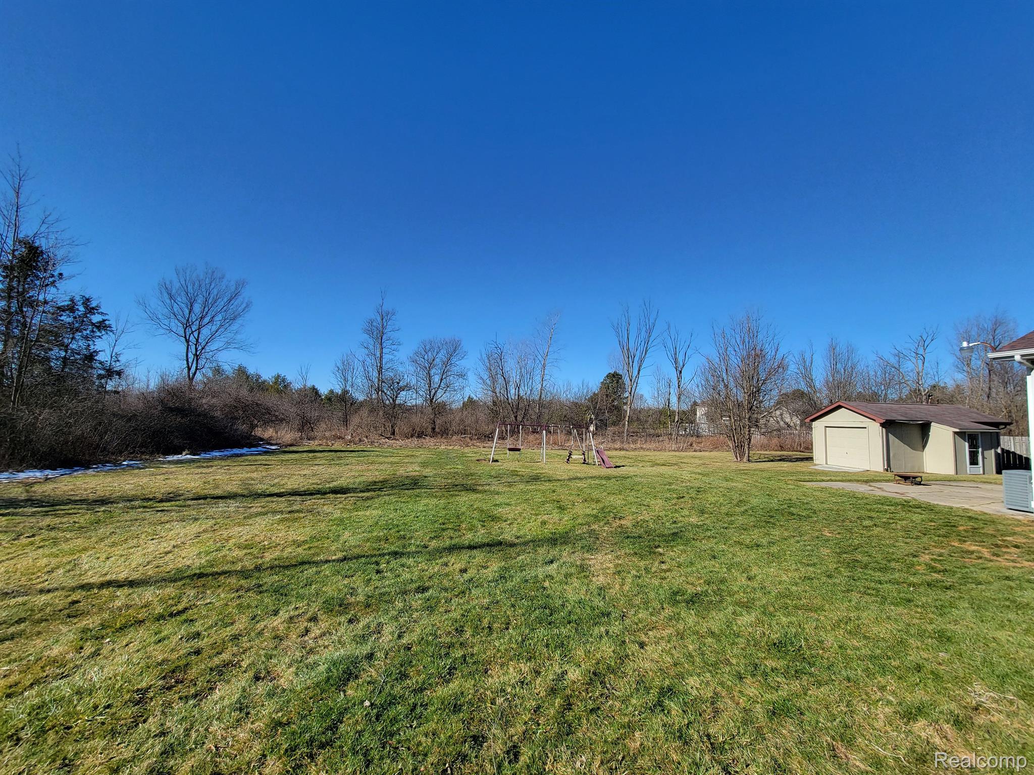 1176 South Morrish Road Flint, MI 48532 - Photo 35 of 36 Gallery Image 35