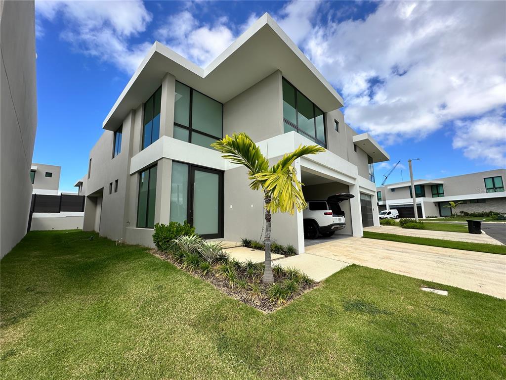 12 Riviera Parkview Bayamon, PR 00956 - Photo 1 of 1 Gallery Image 1